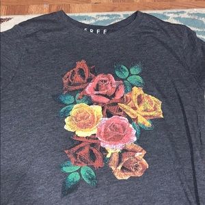 Aèropostale Graphic Tee’s